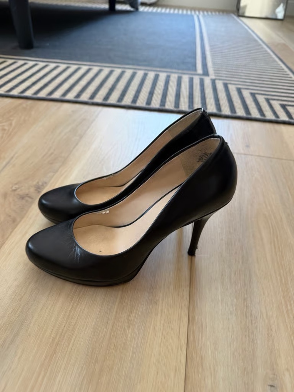 Time and Tru Black Leather High Heel Pumps